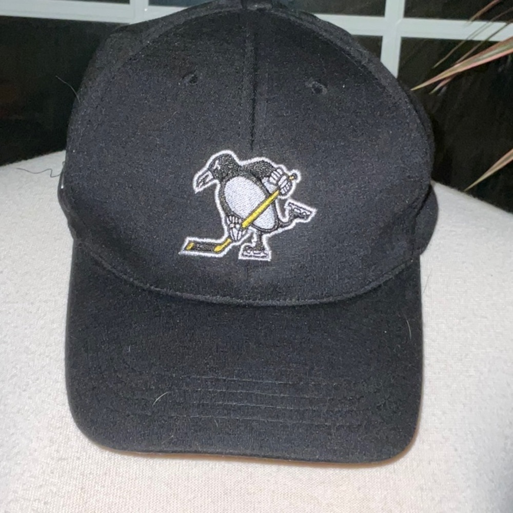 Pittsburgh PENGUINS NHL PPG baseball ball cap NWOT